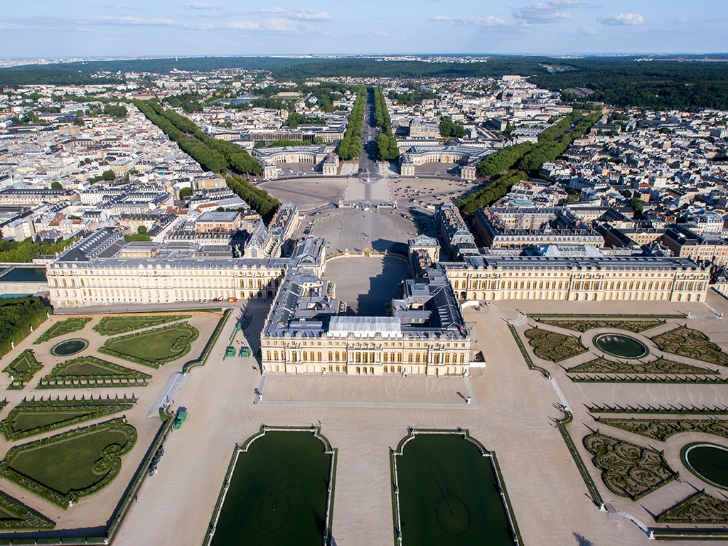 lau-dai-versailles_11